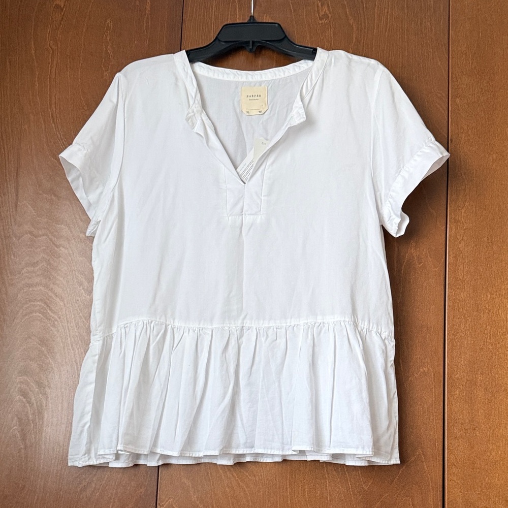Harper Heritage Francesca’s White Short-Sleeve Peplum V-Neck Top NWT XL